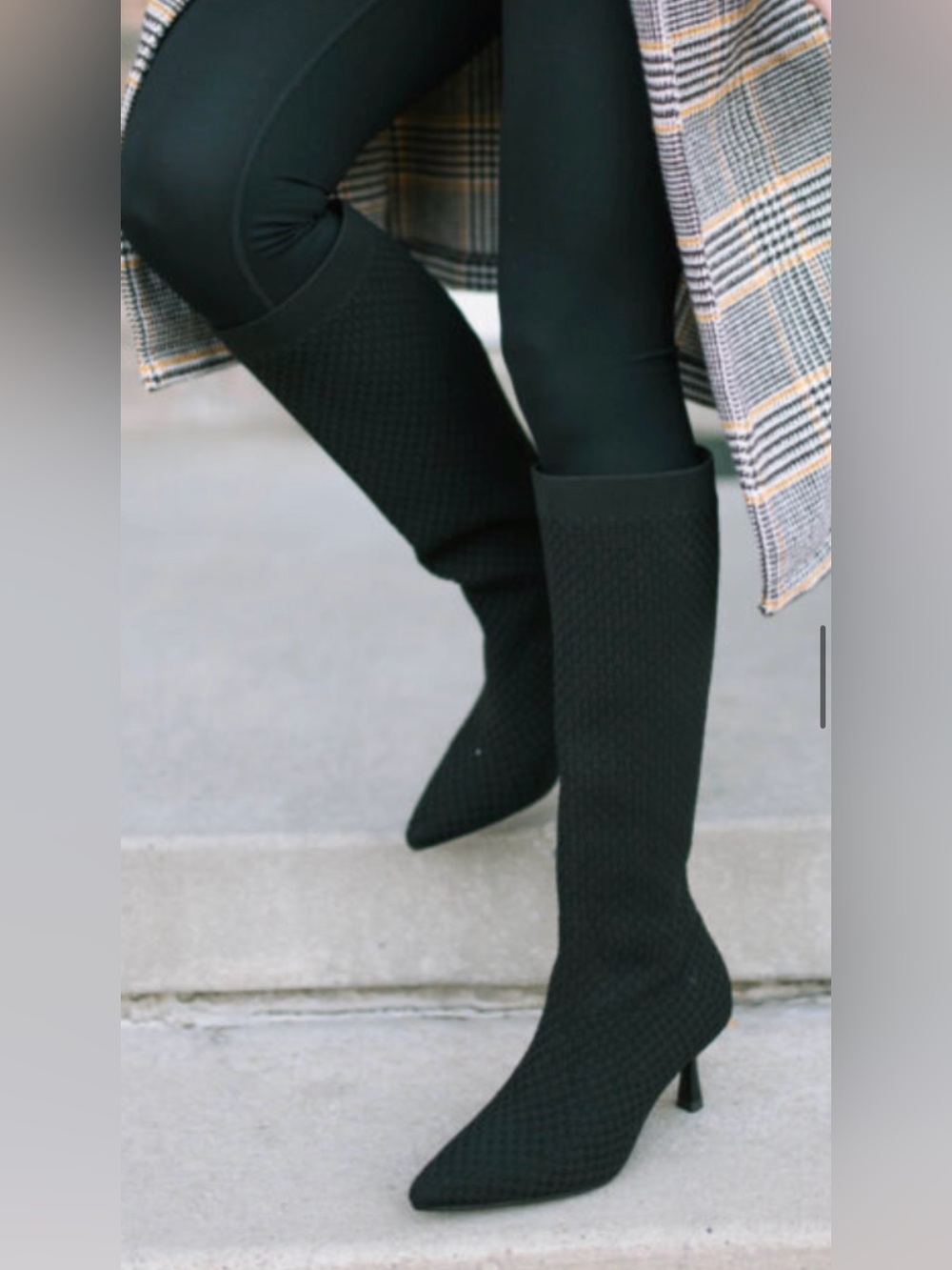 Vivaia Women’s Tall Black Abby Boots size‎ 10.5 (42)